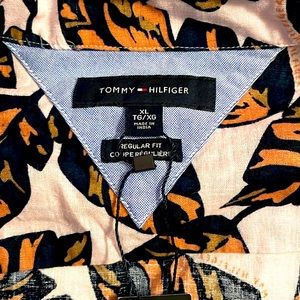 Tommy Hilfiger Hawaiian shirt